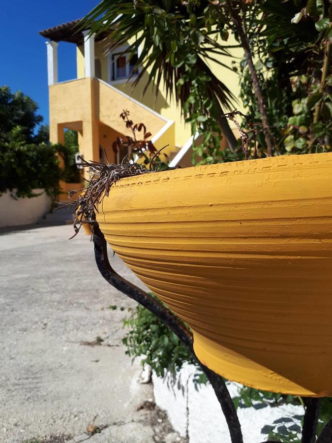 Chrysanthi Melitsa Apts. Sidari  Exterior photo