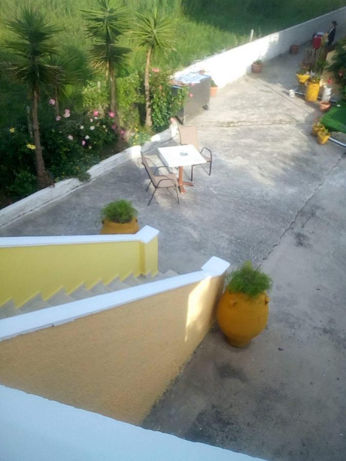 Chrysanthi Melitsa Apts. Sidari  Exterior photo