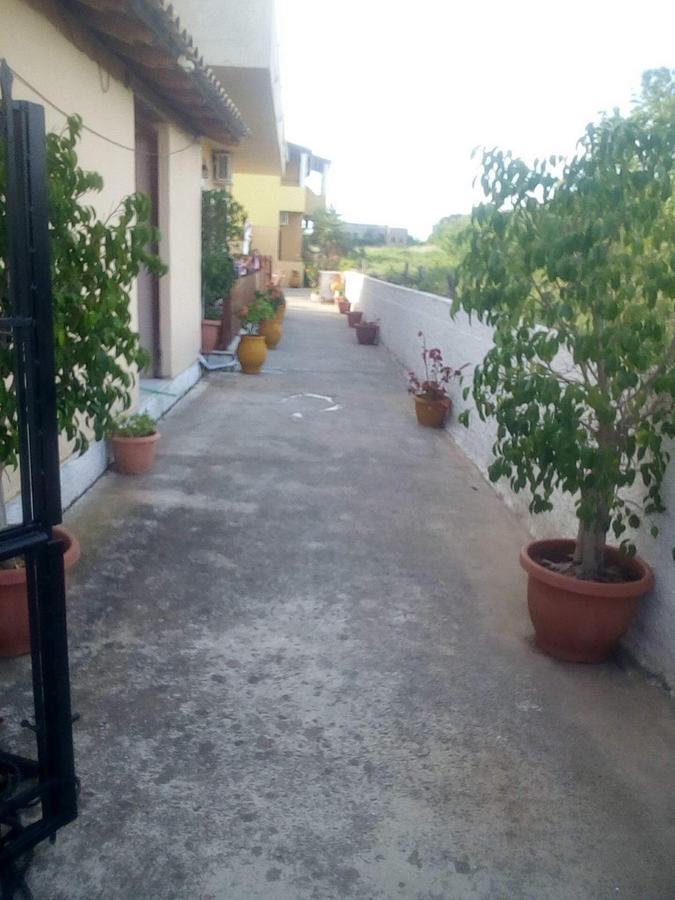 Chrysanthi Melitsa Apts. Sidari  Exterior photo